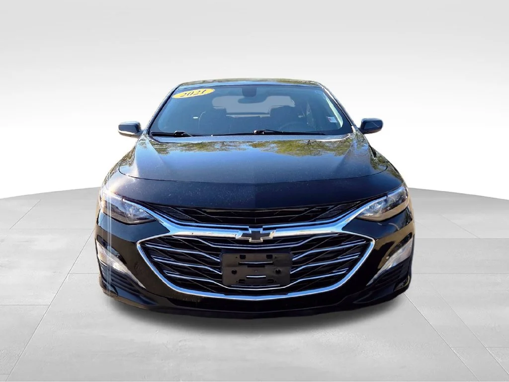 Used 2021 Black Chevrolet LT image 2