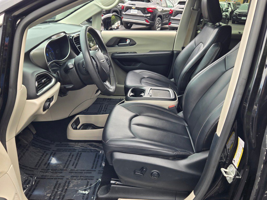 2024 Chrysler Pacifica Touring L - Photo 22