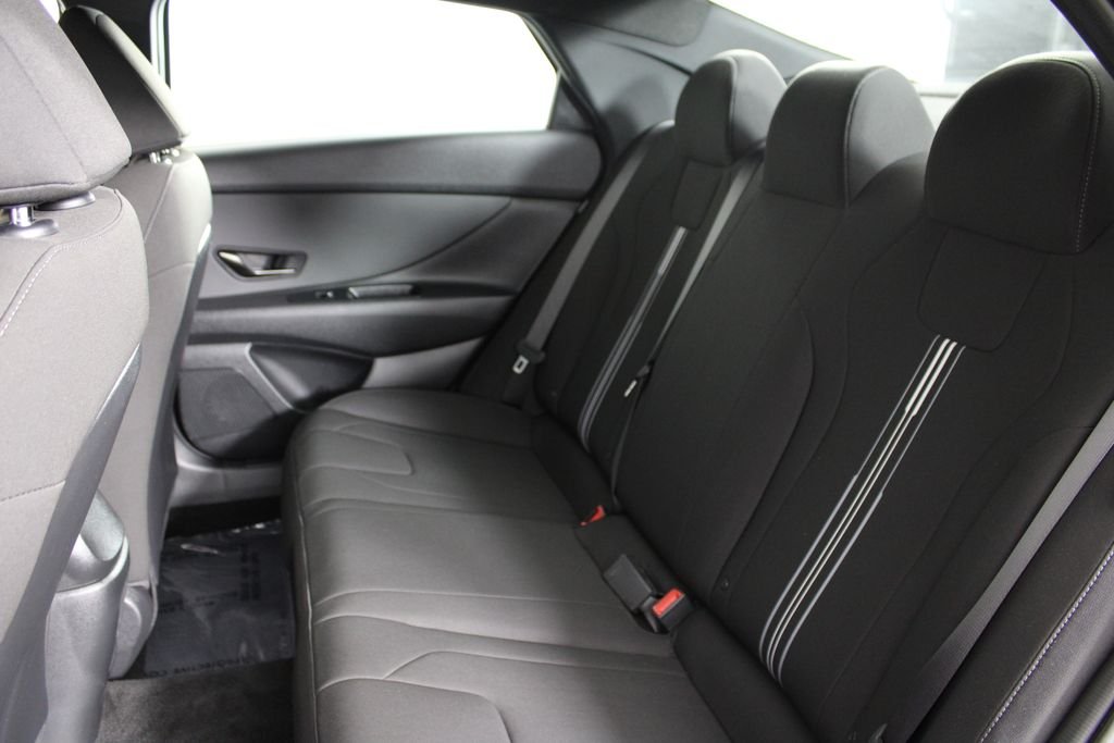 Certified Used 2025 Red Hyundai SEL Sport image 21