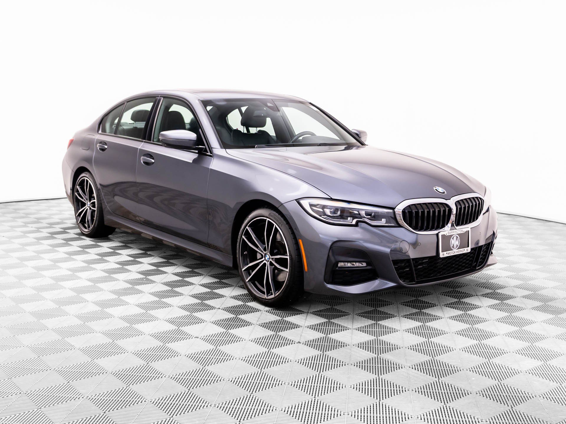 Used 2021 Mineral Grey Metallic BMW 330i xDrive image 9