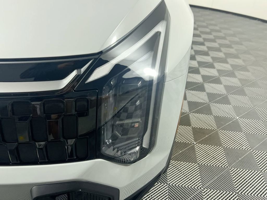 New 2026 Wolf Gray Kia X-Line image 11