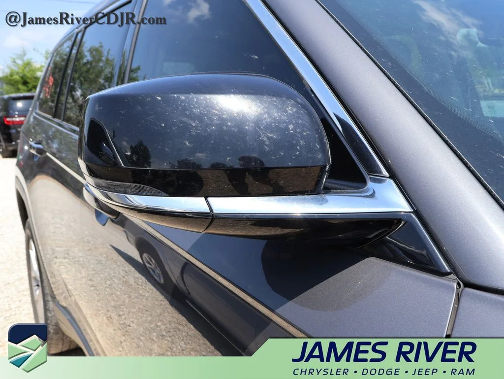 Used 2021 Gray Jeep Limited image 21