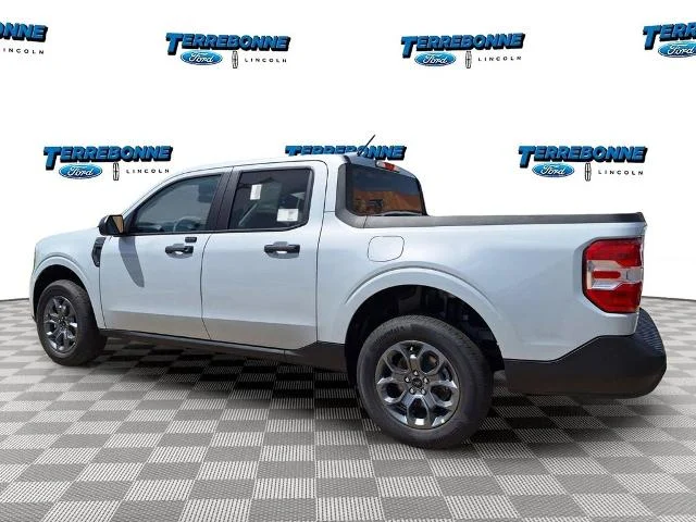 New 2026 Space White Metallic Ford XLT image 33