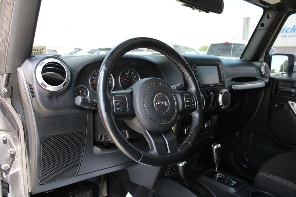 Used 2018 Jeep Wrangler Unlimited Sahara with VIN 1C4BJWEG7JL833860 for sale in Lafayette, IN