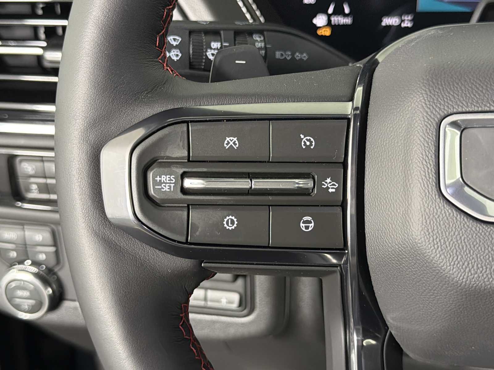 2026 GMC Yukon XL AT4 Ultimate - Photo 28