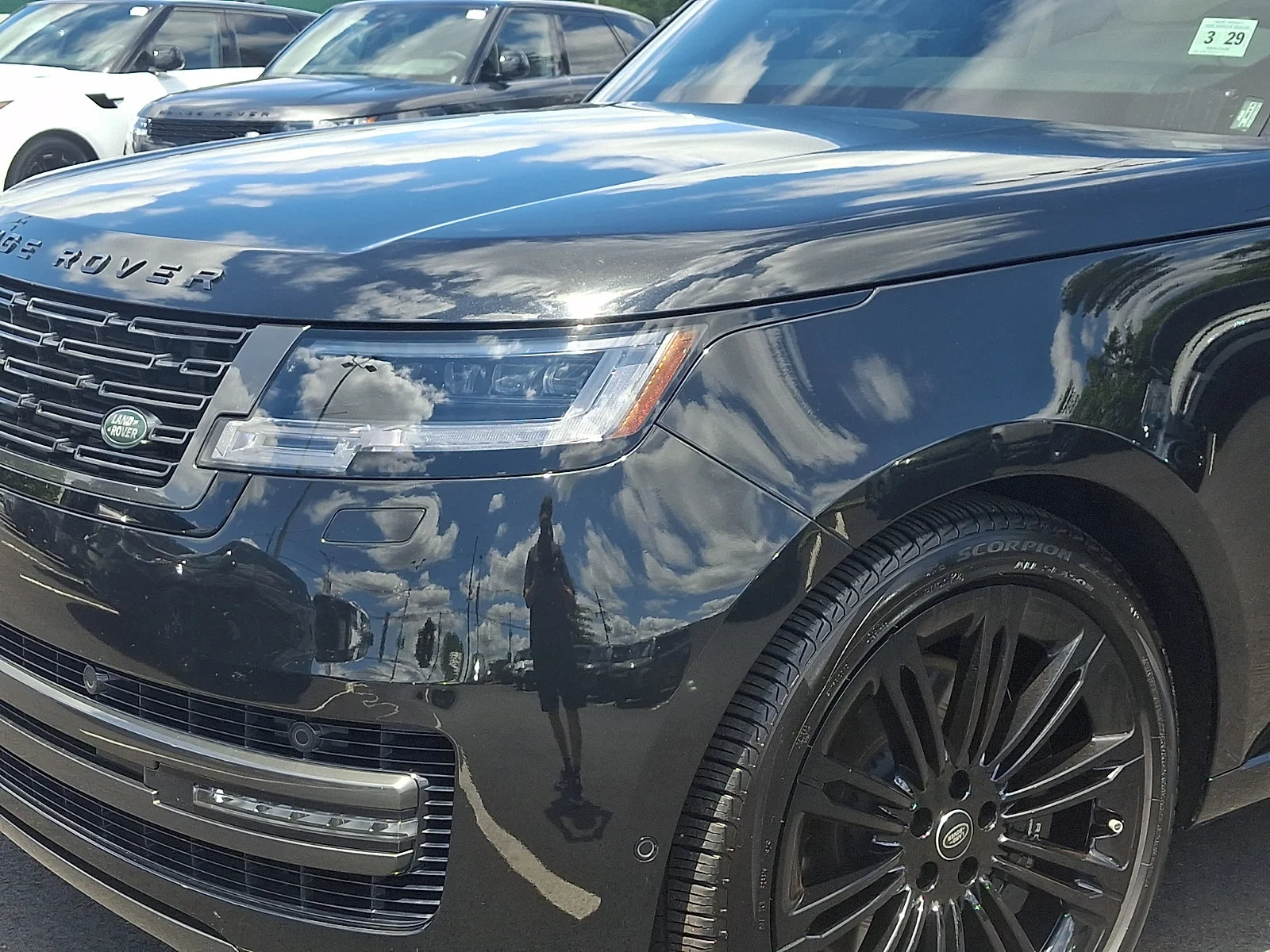 Used 2024 Santorini Black Metallic   1Ag Land Rover SE image 11