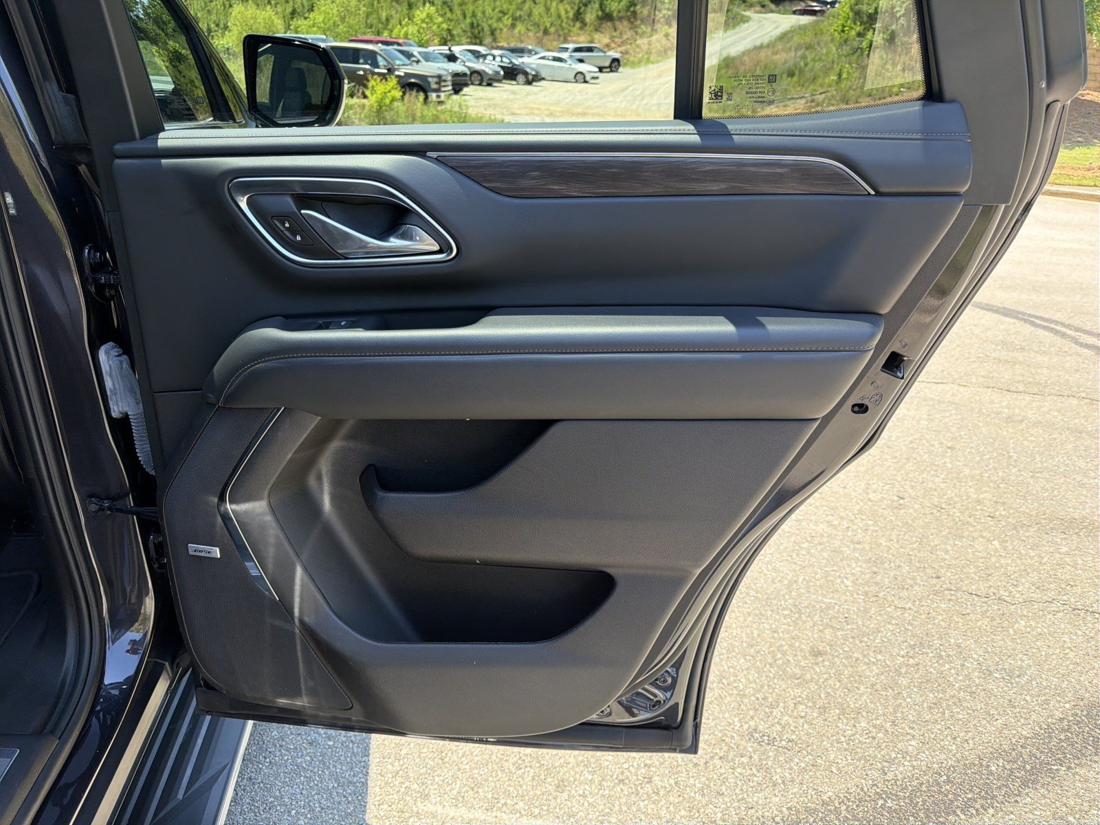 Used 2024 Dark Ash Metallic Chevrolet LT image 17