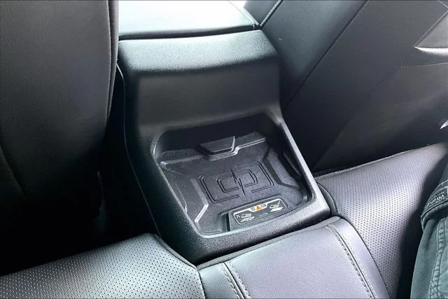 Used 2024 Sharkskin Metallic Chevrolet 3LT image 32