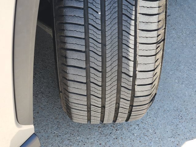 Used 2021 Black Toyota L image 18