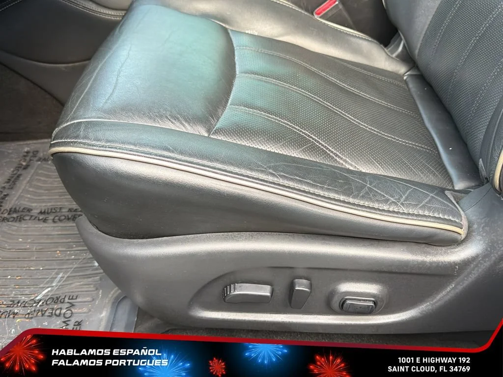 Used 2020 White INFINITI LUXE image 15