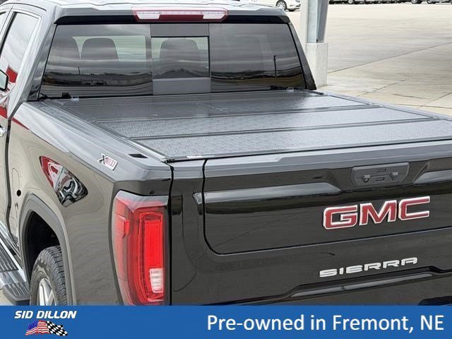 Used 2024 Onyx Black GMC SLT image 5