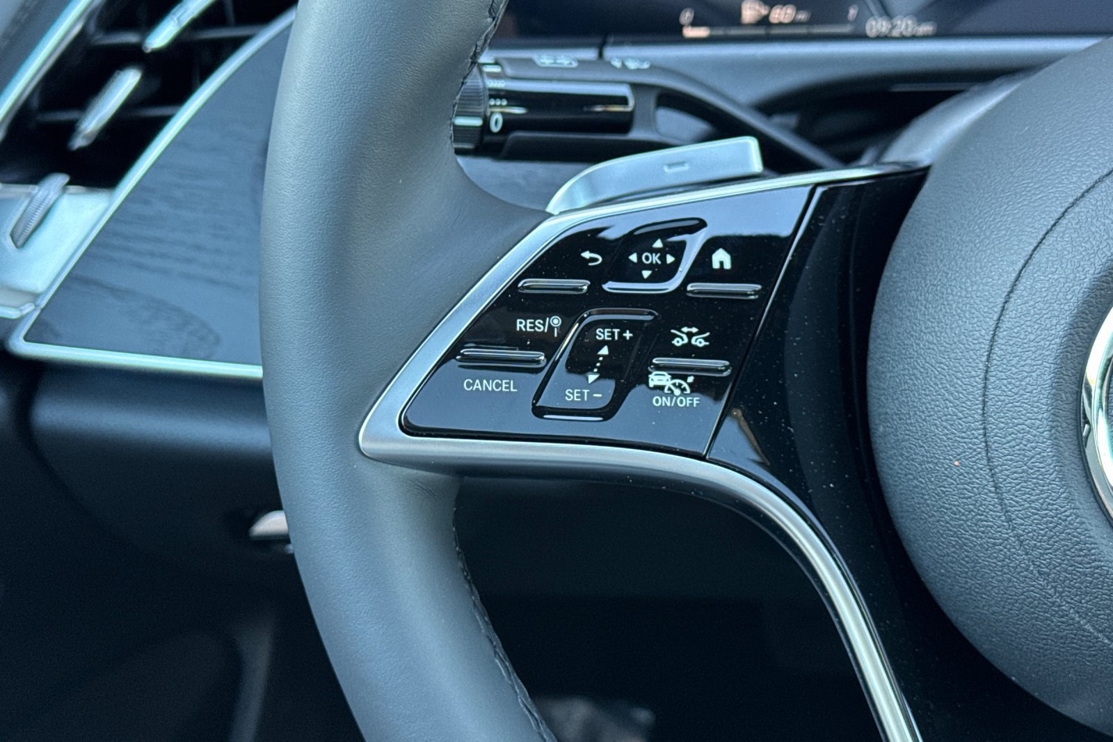 New 2026 Obsidian Black Metallic Mercedes-Benz E 350 image 27