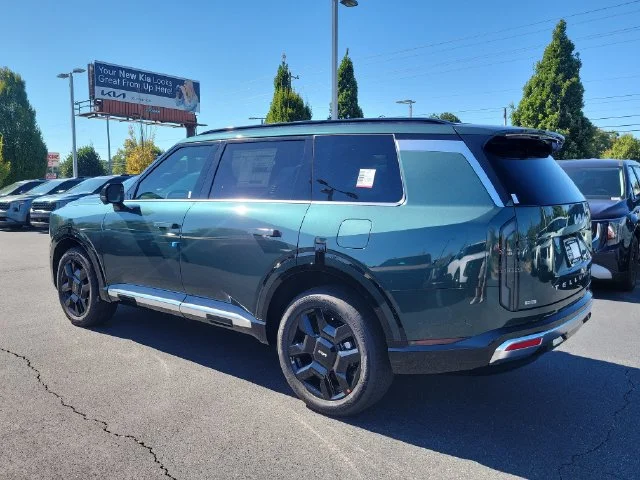 New 2027 Black Jade Green Kia SX image 6
