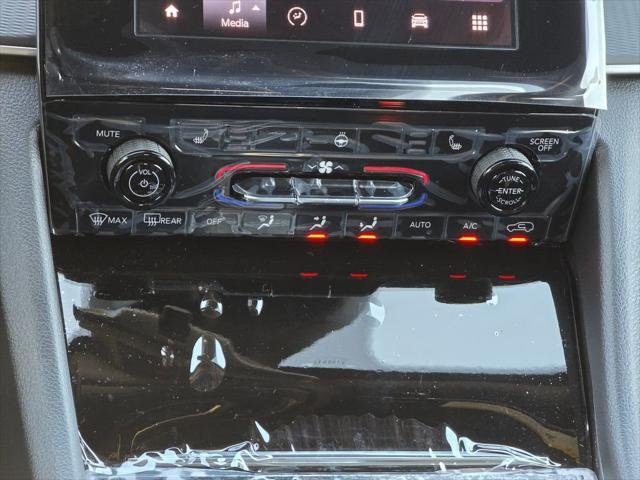 2025 Jeep Grand Cherokee Laredo - Photo 33