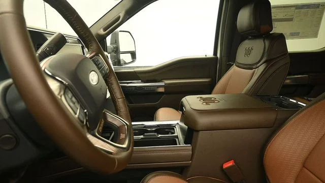 New 2026 Star White Metallic Tri-Coat Ford F-350® King Ranch® image 21