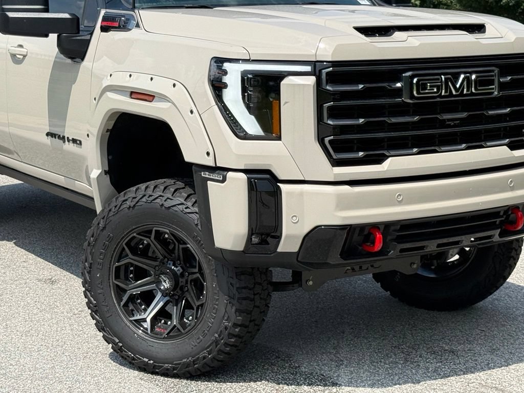 2026 GMC Sierra 2500HD AT4 - Photo 6