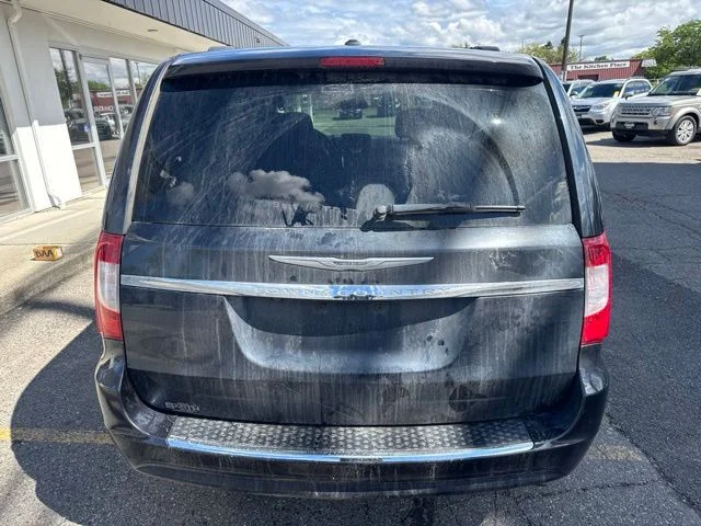 Used 2014 Maximum Steel Metallic Chrysler Touring image 9