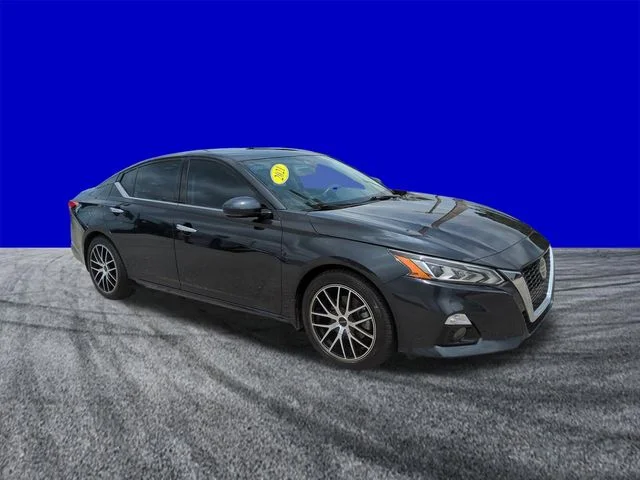 Certified Used 2021 Storm Blue Nissan 2.5 SL image 2