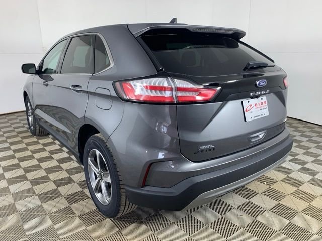 Used 2024 Gray Ford SEL image 12