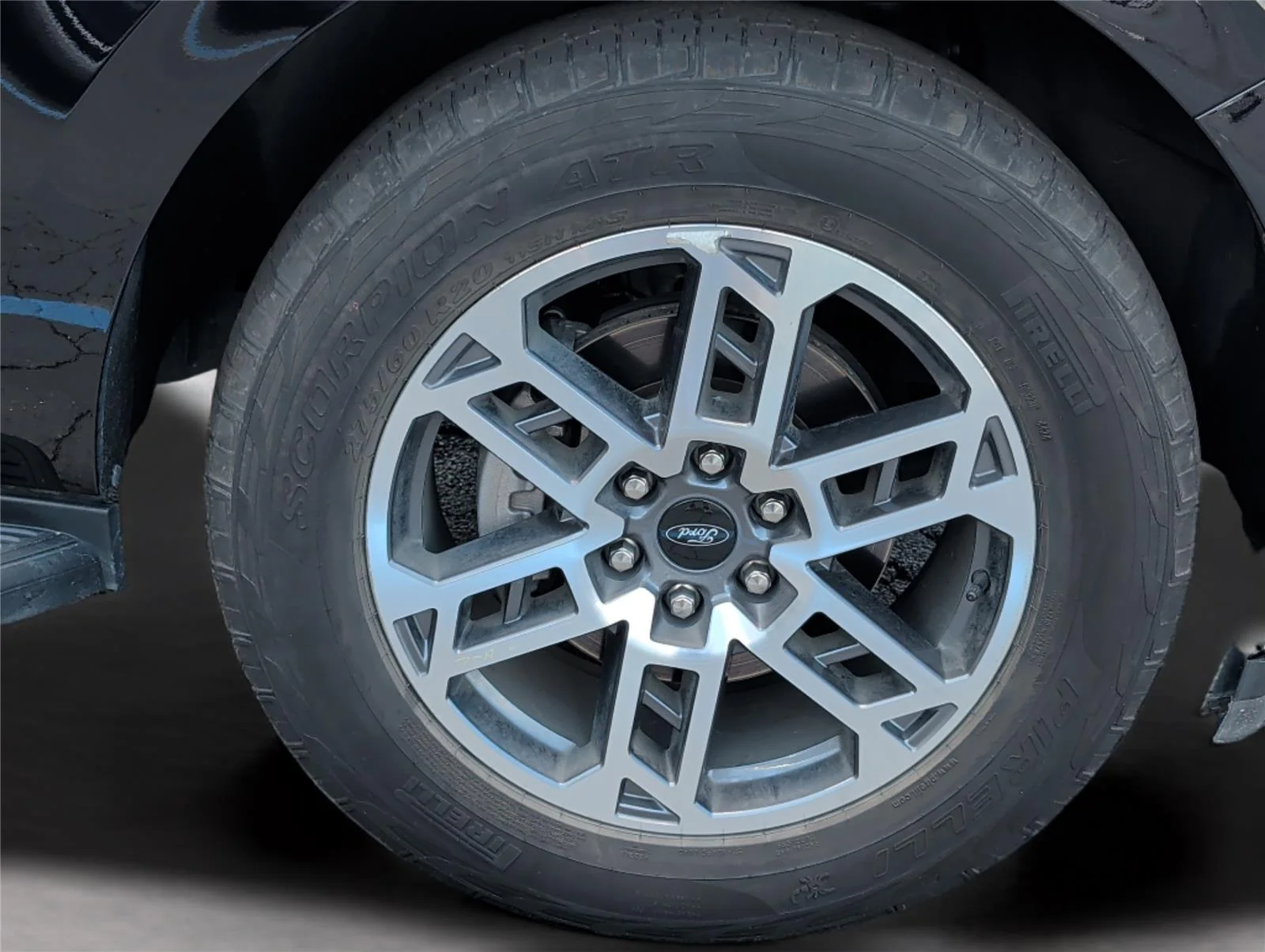 Used 2025 Agate Black Ford Active image 32
