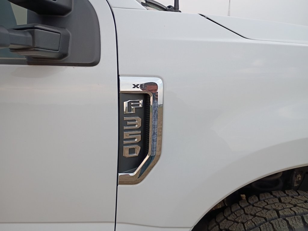 Used 2022 Oxford White Ford XL image 38