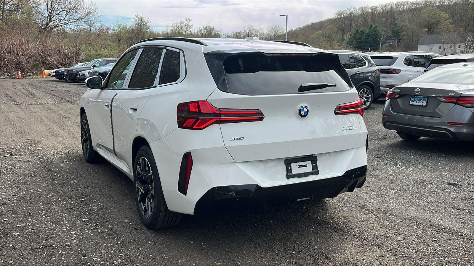 New 2026 Alpine White BMW 30 xDrive image 8