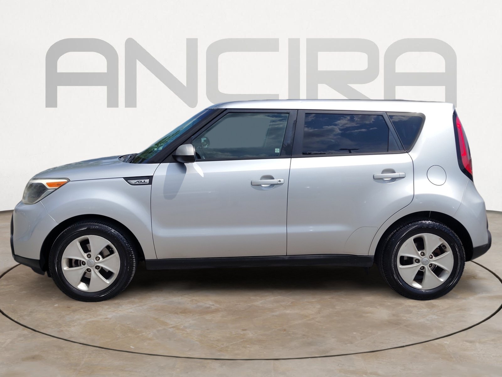 Used 2015 Bright Silver Kia Base image 7