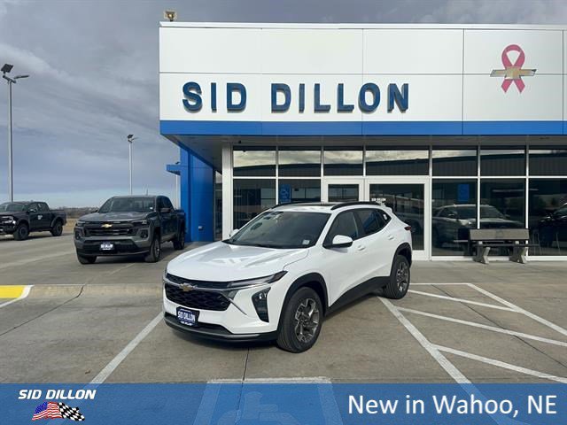 Summit White 2026 Chevrolet Trax LT FWD SUV / Crossover Front-Wheel Drive