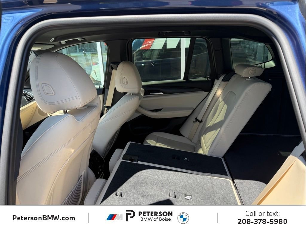 Used 2022 Blue BMW xDrive30i image 17