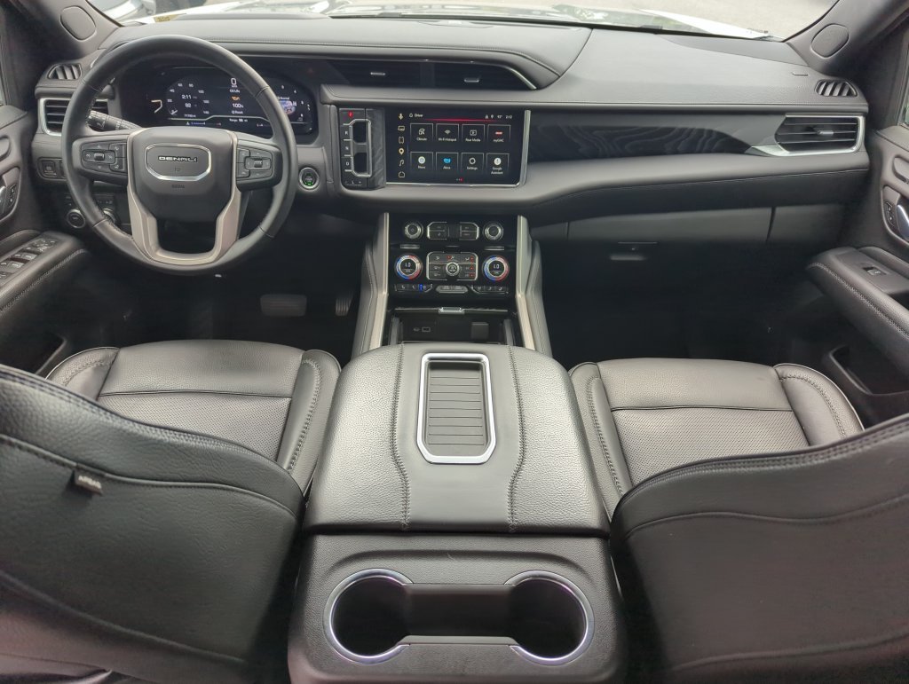 Used 2023 Silver GMC Denali image 14
