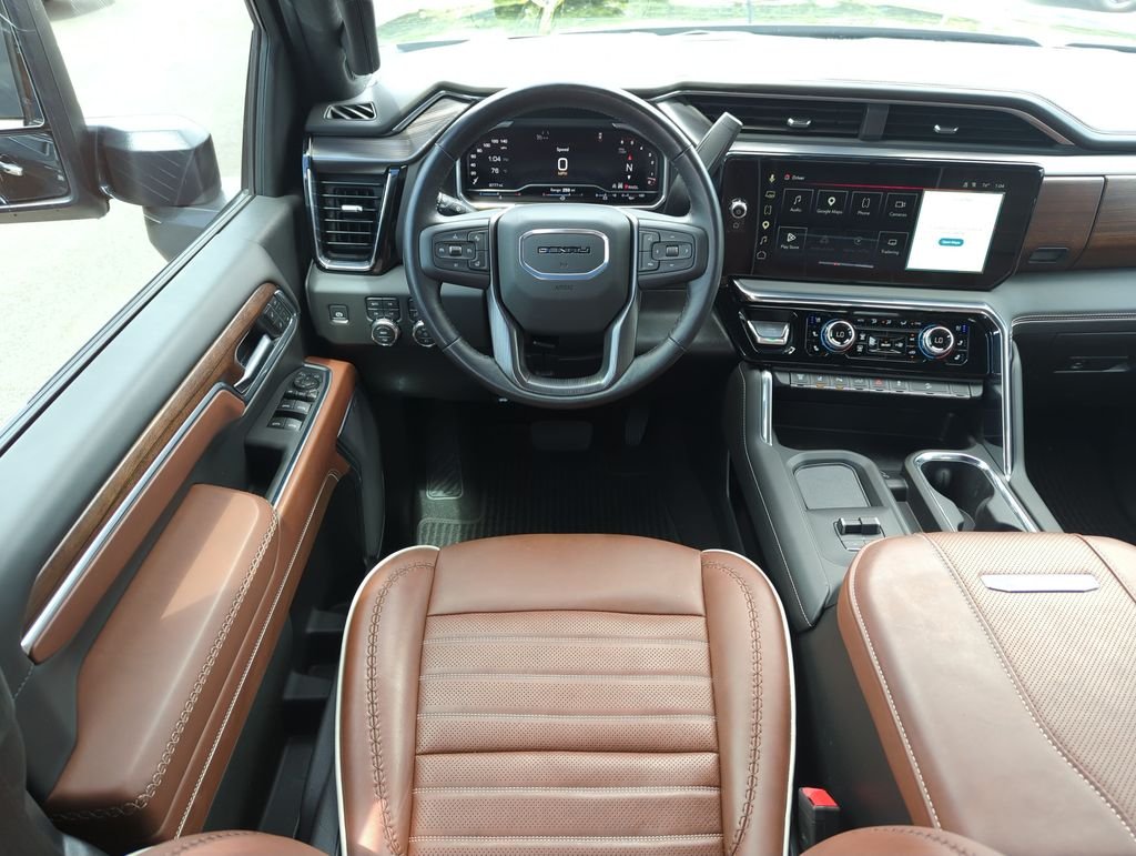 Used 2025 Black GMC Denali Ultimate image 14