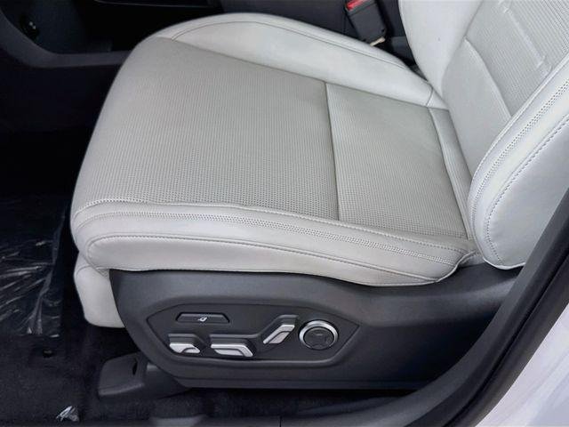New 2027 White Hyundai Calligraphy FWD image 35