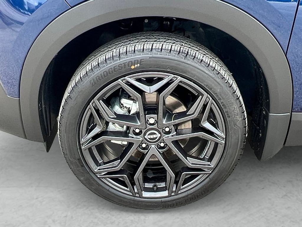 New 2026 Deep Blue Pearl Nissan SR image 24