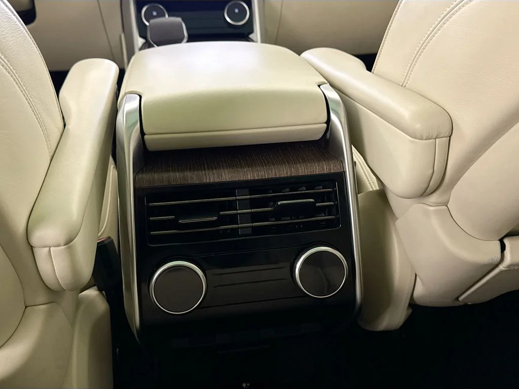 Certified Used 2023 White Land Rover SE image 25