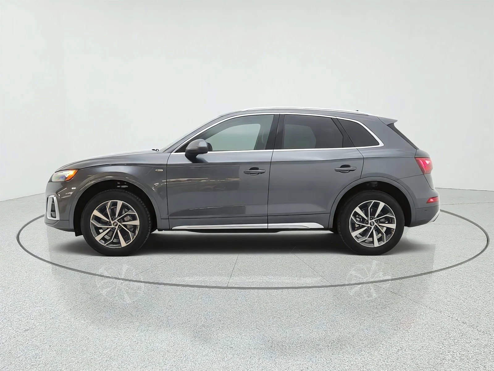 Used 2023 Daytona Gray Pearl Effect Audi S line Premium Plus image 8