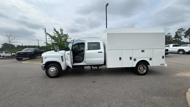 Used 2023 Summit White Chevrolet Work Truck image 13