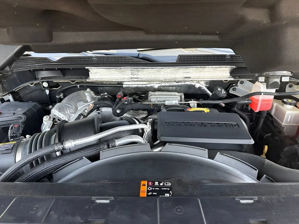 Used 2020 WHITE FROST TRICOAT GMC Denali image 39