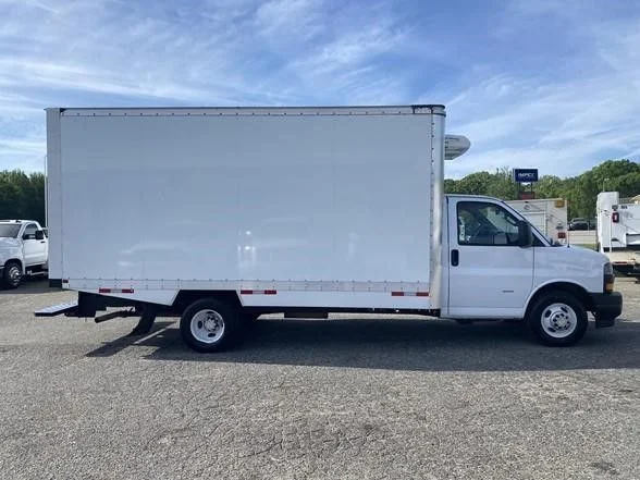Used 2024 White Chevrolet Work Van image 1