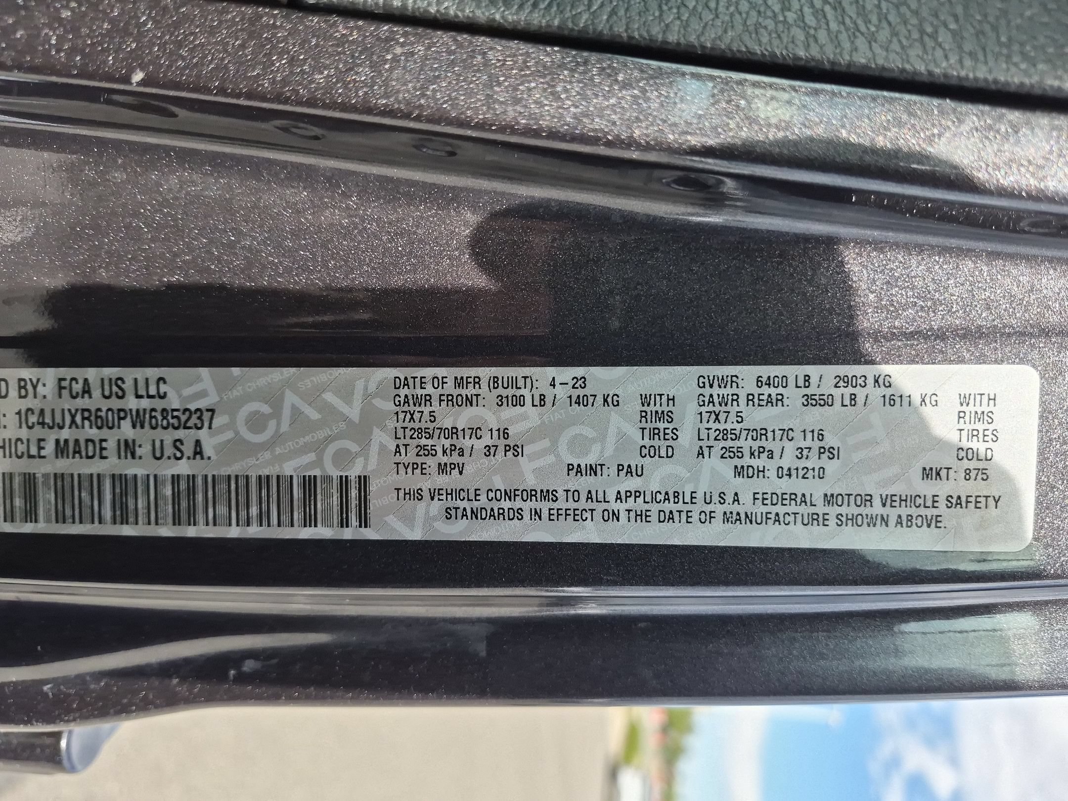 Used 2023 Granite Crystal Metallic Clearcoat Jeep Rubicon 20th Anniversary image 33