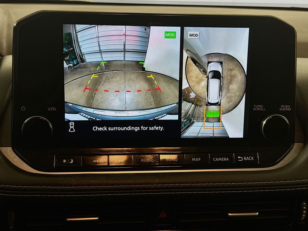 Used 2023 Gun Metallic Nissan SL image 15