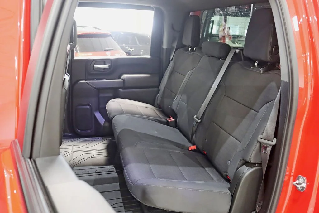 Used 2024 Red Chevrolet Custom image 26