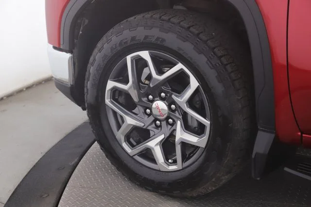 Used 2024 Red GMC SLT image 13