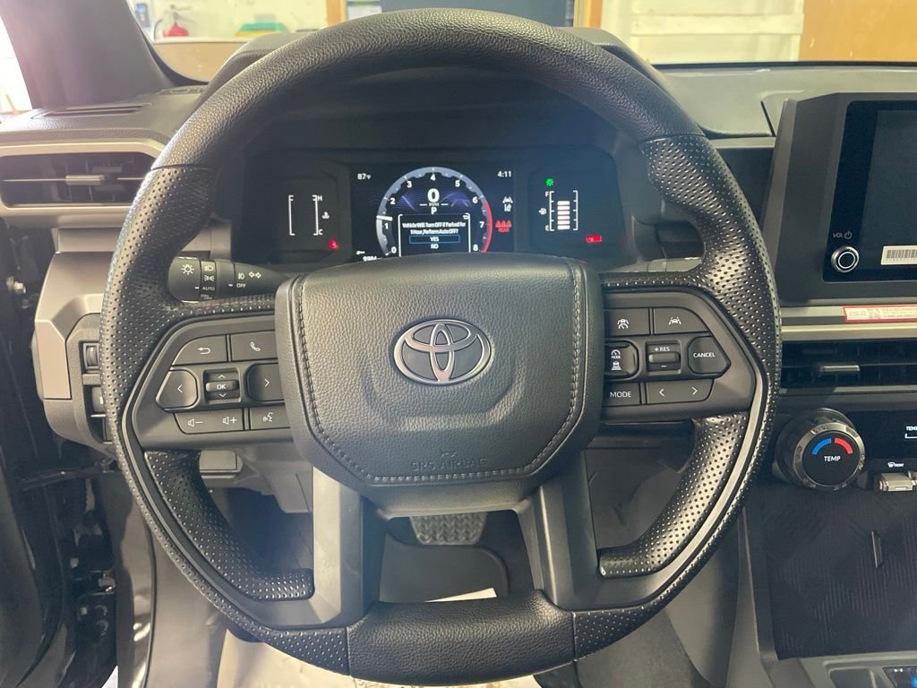 2026 Toyota Tacoma SR5 - Photo 17