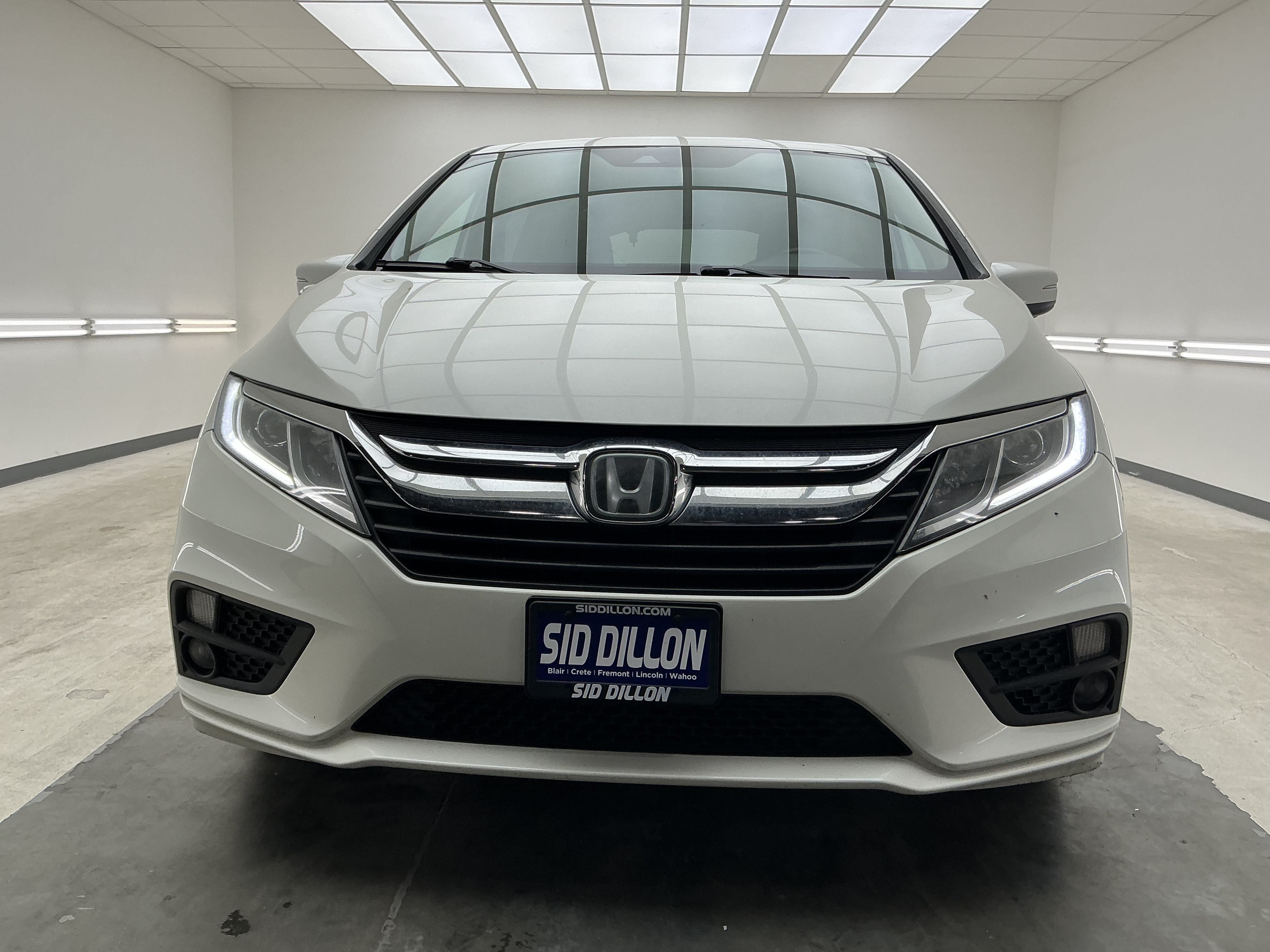 Used 2018 White Diamond Pearl Honda EX-L image 2