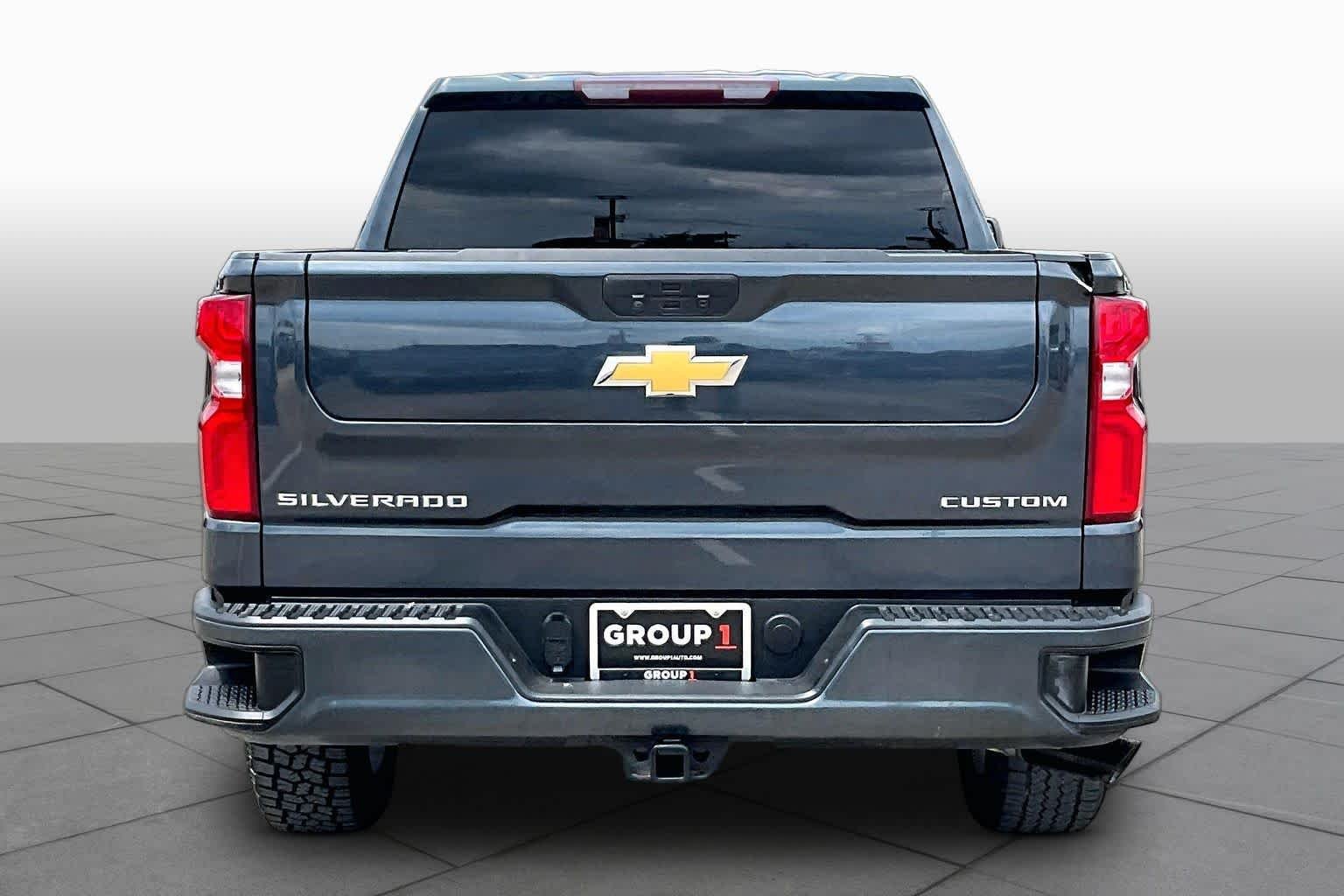 Used 2021 Shadow Gray Metallic Chevrolet Custom image 5