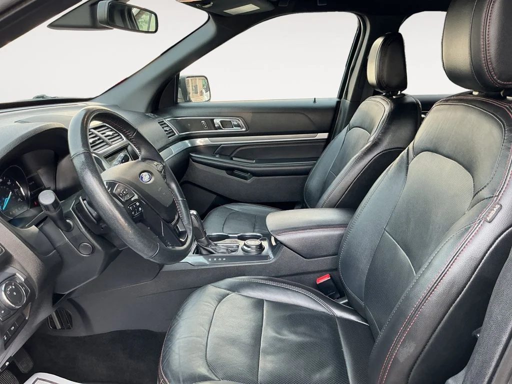 Used 2018 Gray Ford Sport image 11