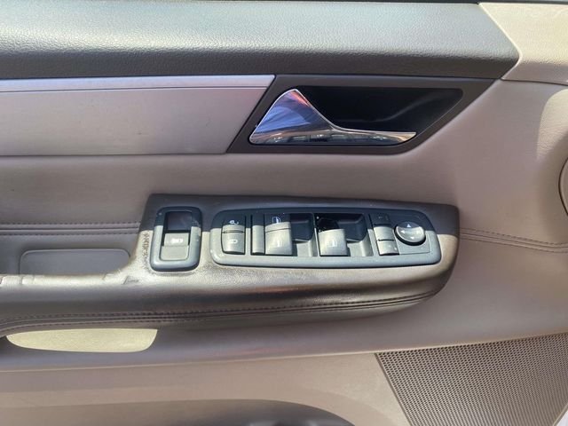 Used 2012 White Volkswagen SEL image 13