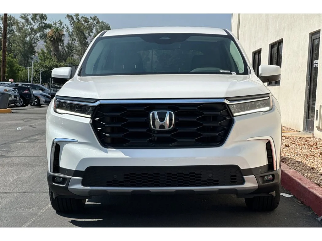 2025 Honda Pilot EX-L - Photo 10