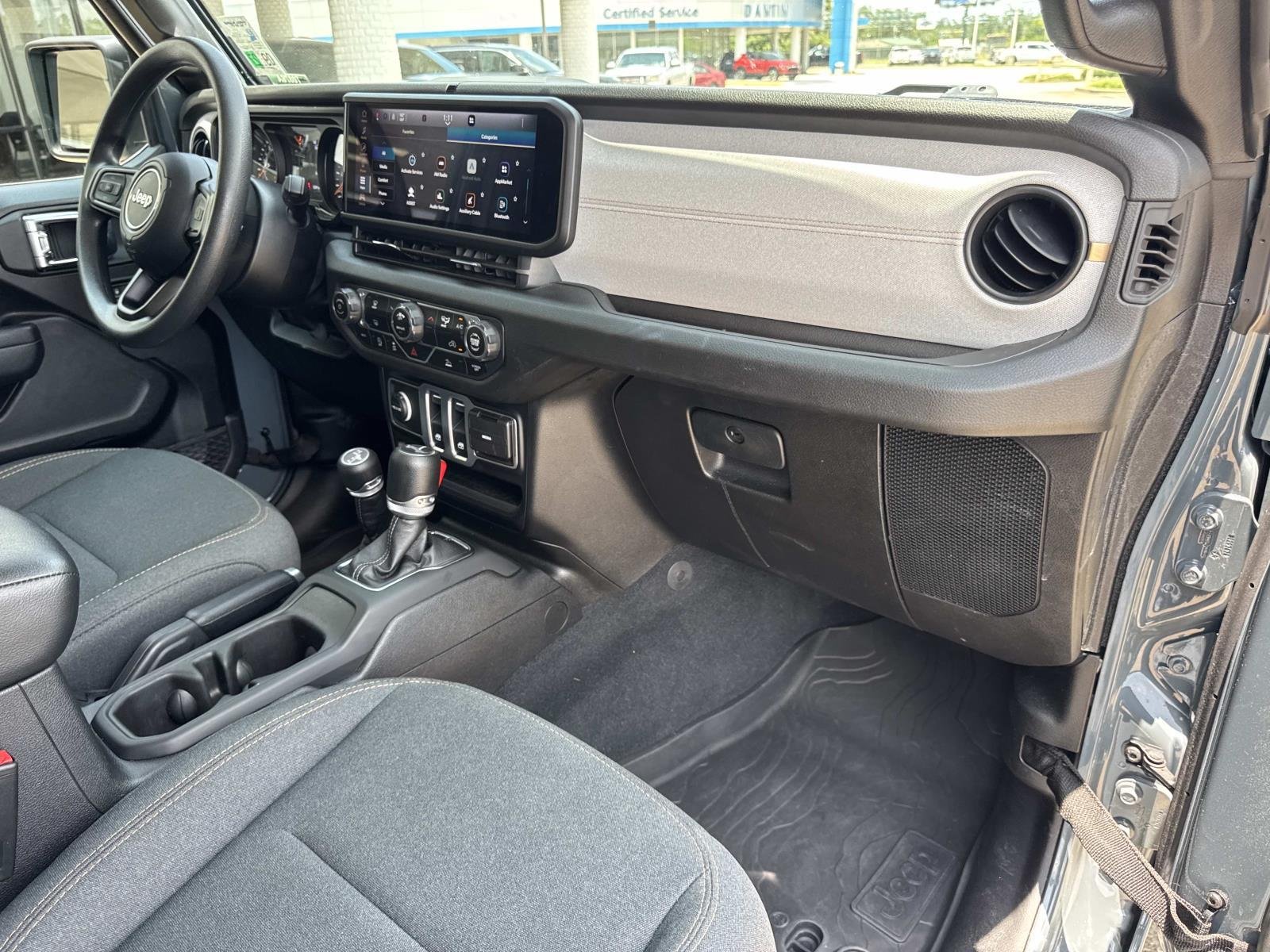 Used 2025 ANVIL CLEARCOAT Jeep Sport image 12