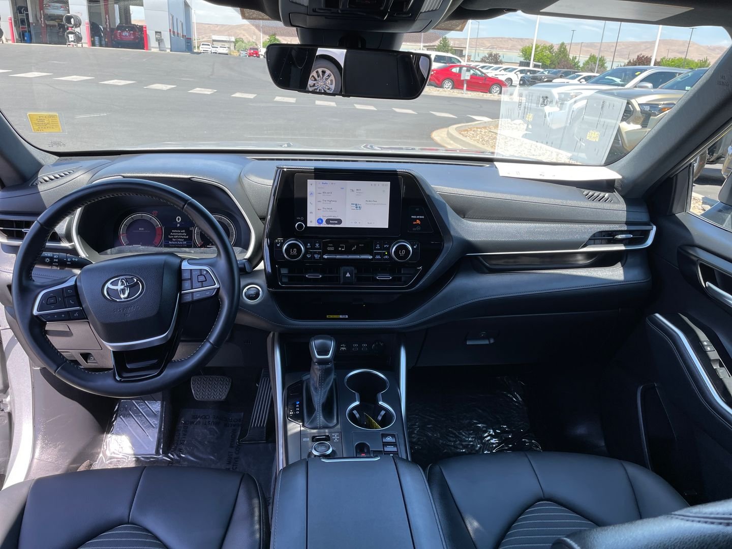 2025 Toyota Highlander XSE - Photo 21